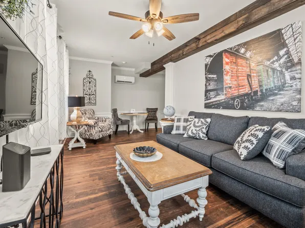 (undisclosed Address), Wallingford, CT 06492