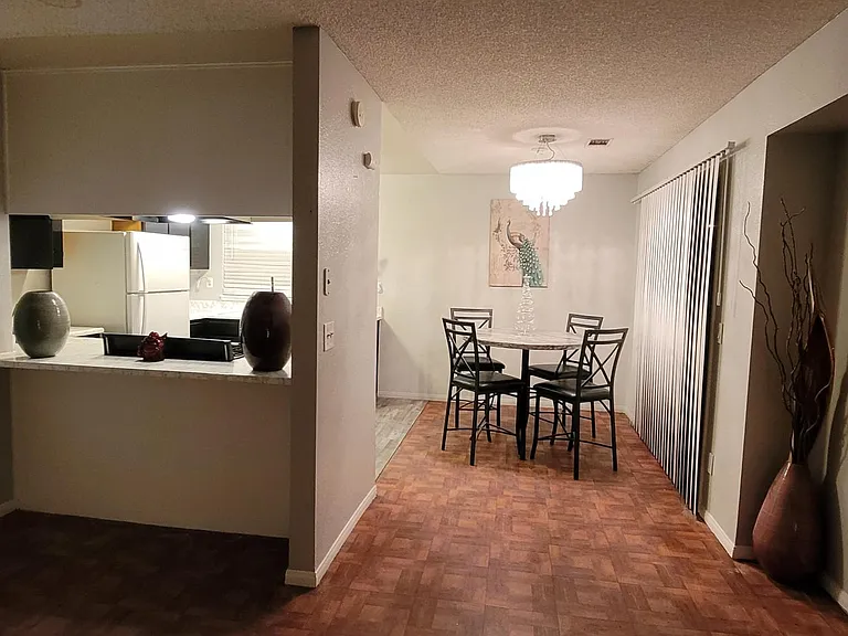 21250 Laguna Rd #5 — Photo 9