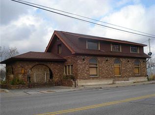 158 E Maumee Ave, Napoleon, OH 43545