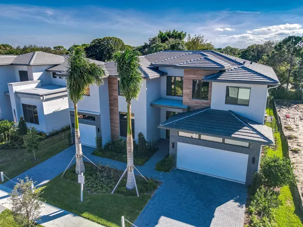 18416 Symphony Court, Jupiter, FL 33458