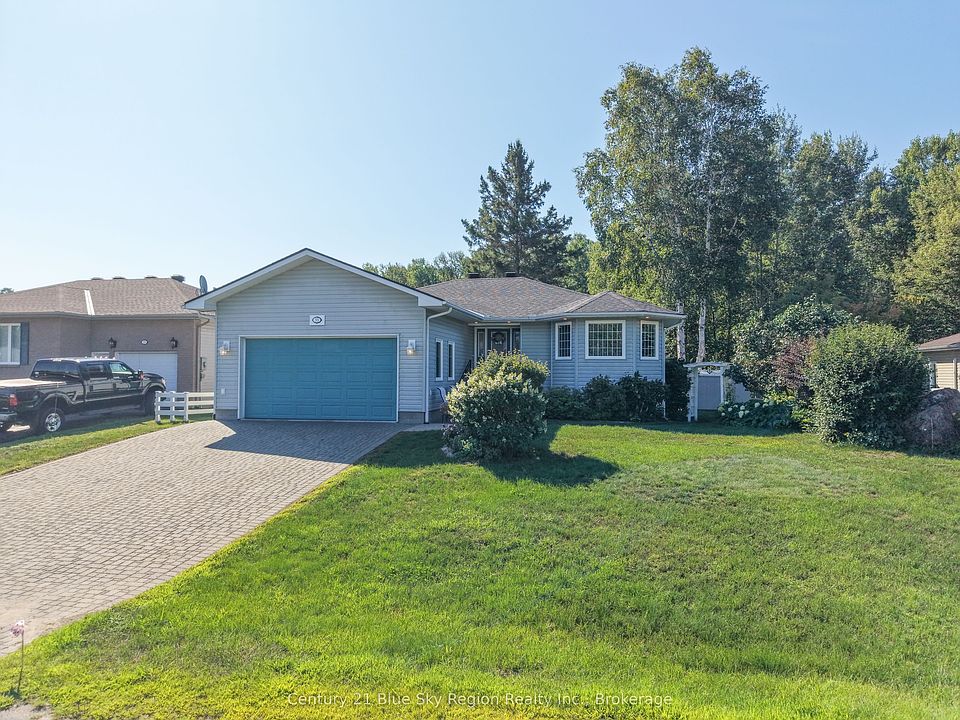 1st image of 33 Golf Course Rd