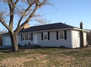6609 E 285th St, Freeman, MO 64746
