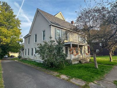 551-553 Main St, New York Mills, NY, 13417