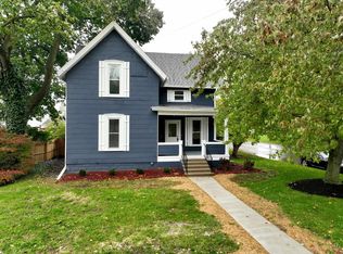 110 E Clinton St, Auburn, IN 46706