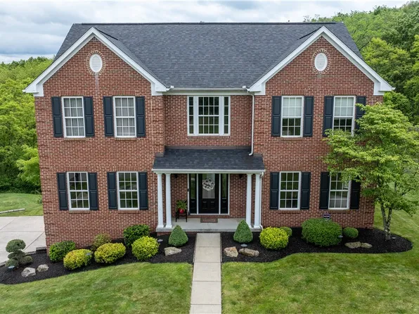 104 Cherokee Ct, Freeport, PA 16229