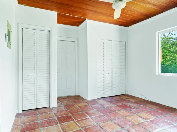 103 E Shannondale Road E, Cloud Lake, FL 33406