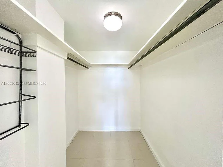 9500 W Bay Harbor Dr #2G — Photo 5