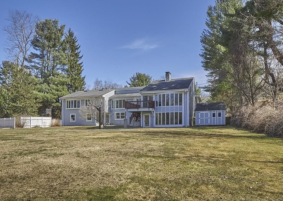 2nd image of 27 Ledgewood Rd