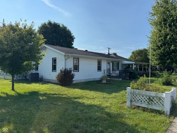 709 Oak St, Tipton, IN 46072
