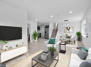 38 Green Lynne Dr, Levittown, PA 19057