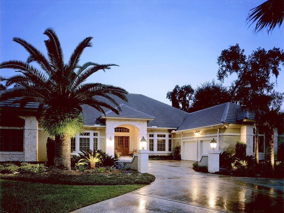 1st image of 108 Plantation Cir