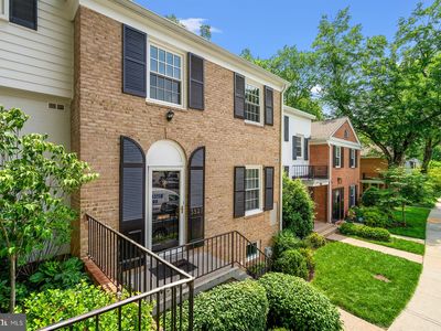 3527 Hamlet Pl, Chevy Chase, MD, 20815