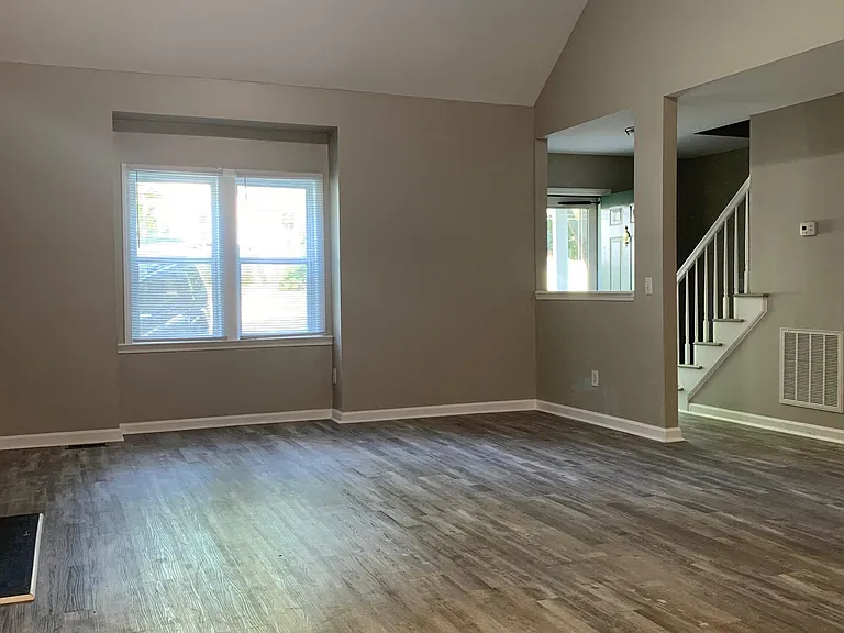 1905 Leadenhall Way — Photo 16