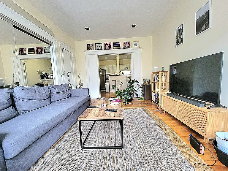 94 Pleasant St #3 — Photo 1