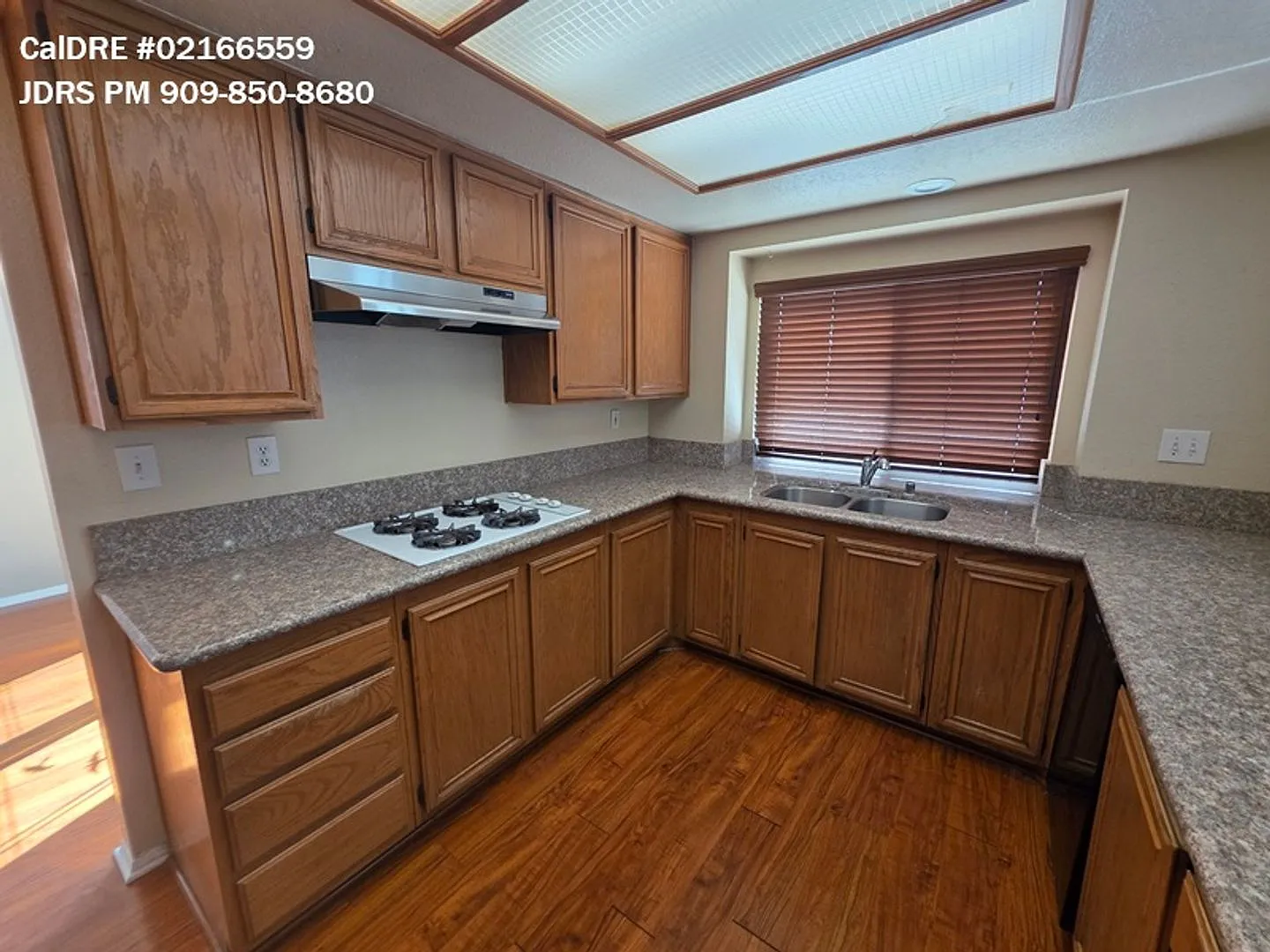 Rancho Cucamonga 4 bedroom Home — Photo 3