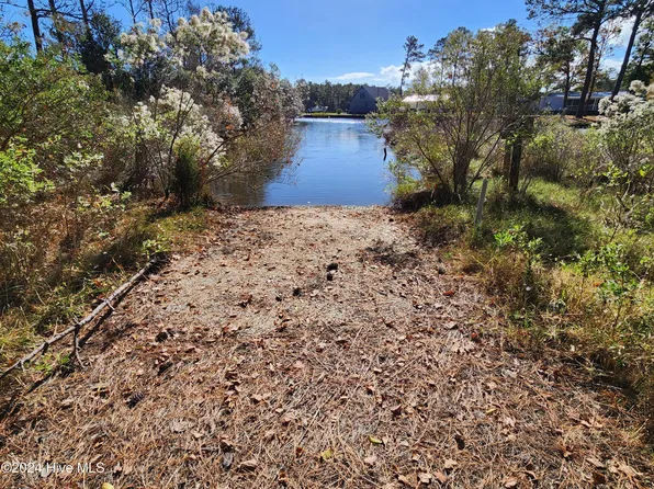 87 Stroud Lane, Belhaven, NC 27810