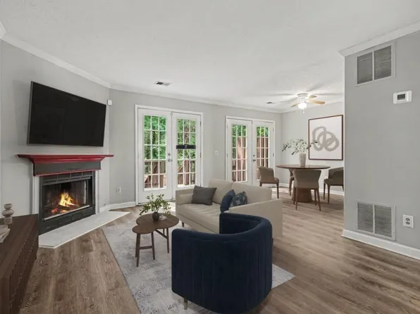 2058 Charter Ln, Lithonia, GA 30058