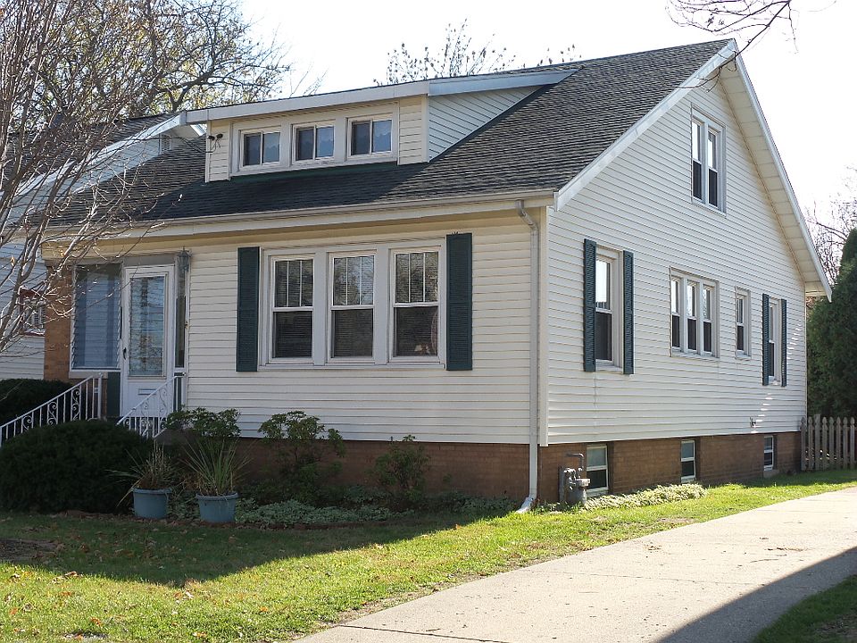 Well Kept Bungalow