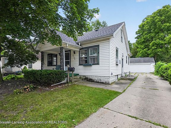 4th image of 2155 Cedar St
