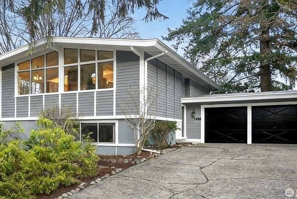 1st image of 7426 139th Pl NE