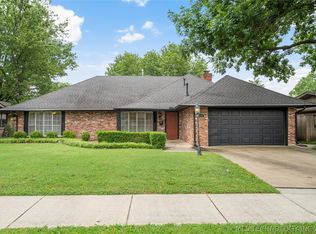 7076 E 52nd St, Tulsa, OK 74145