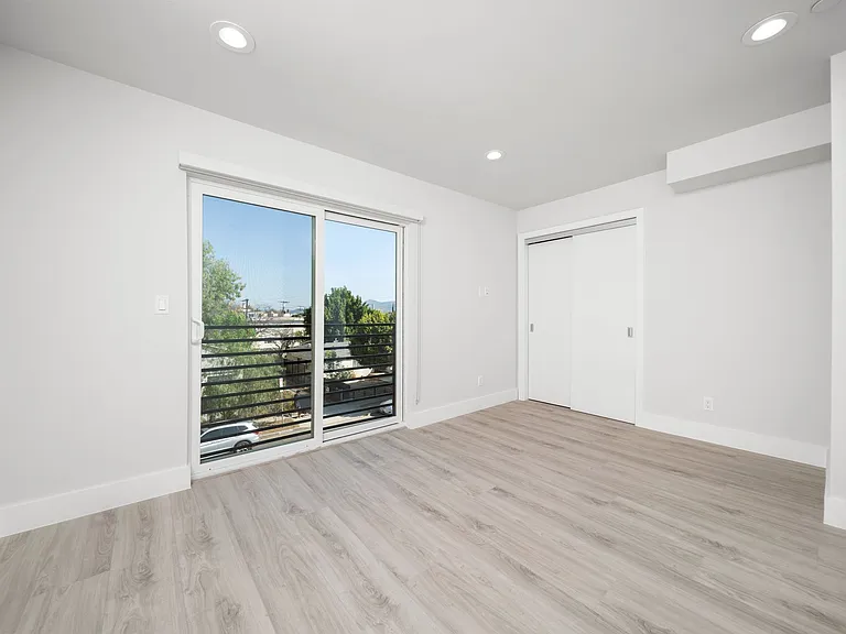 5221 Cleon Property LLC — Photo 7