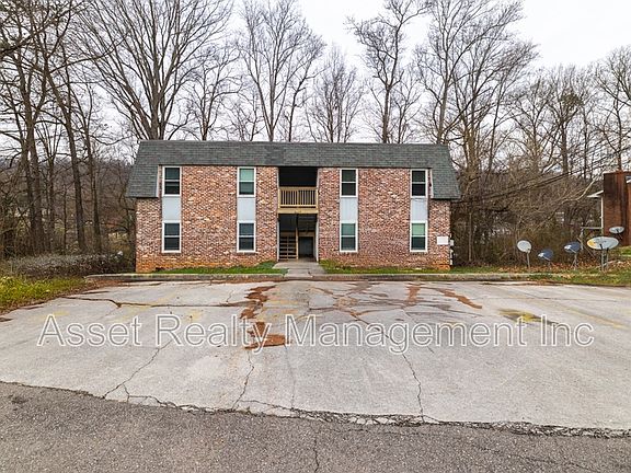 3rd image of 2817 Colt Dr APT 1