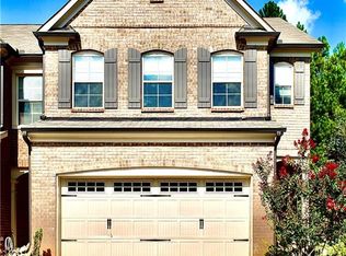 219 Braemore Mill Dr, Lawrenceville, GA 30044