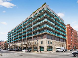 910 W Madison St APT 605, Chicago, IL 60607