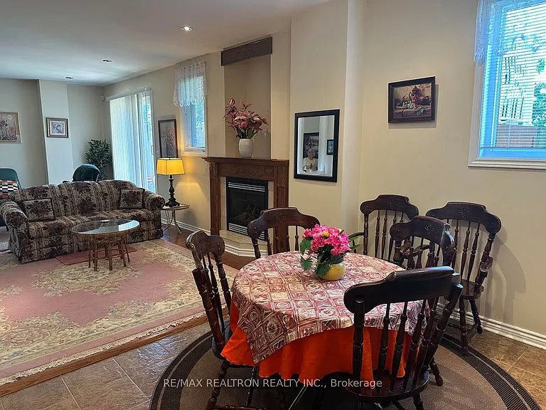 95 Ames Cres #BASEMENT — Photo 6