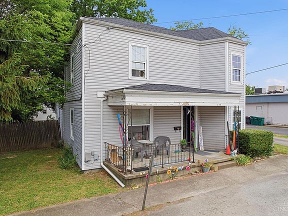 3rd image of 306 S Pleasant St