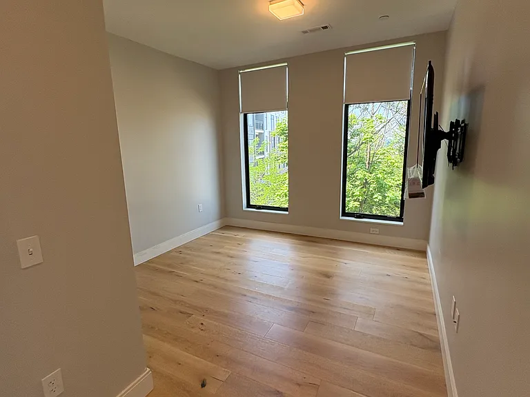 191 Washington St #525 — Photo 41