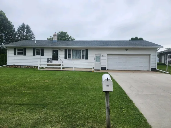 448 W Sunnyside Dr, Caledonia, MN 55921