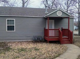 2749 S Holyoke St, Wichita, KS 67210