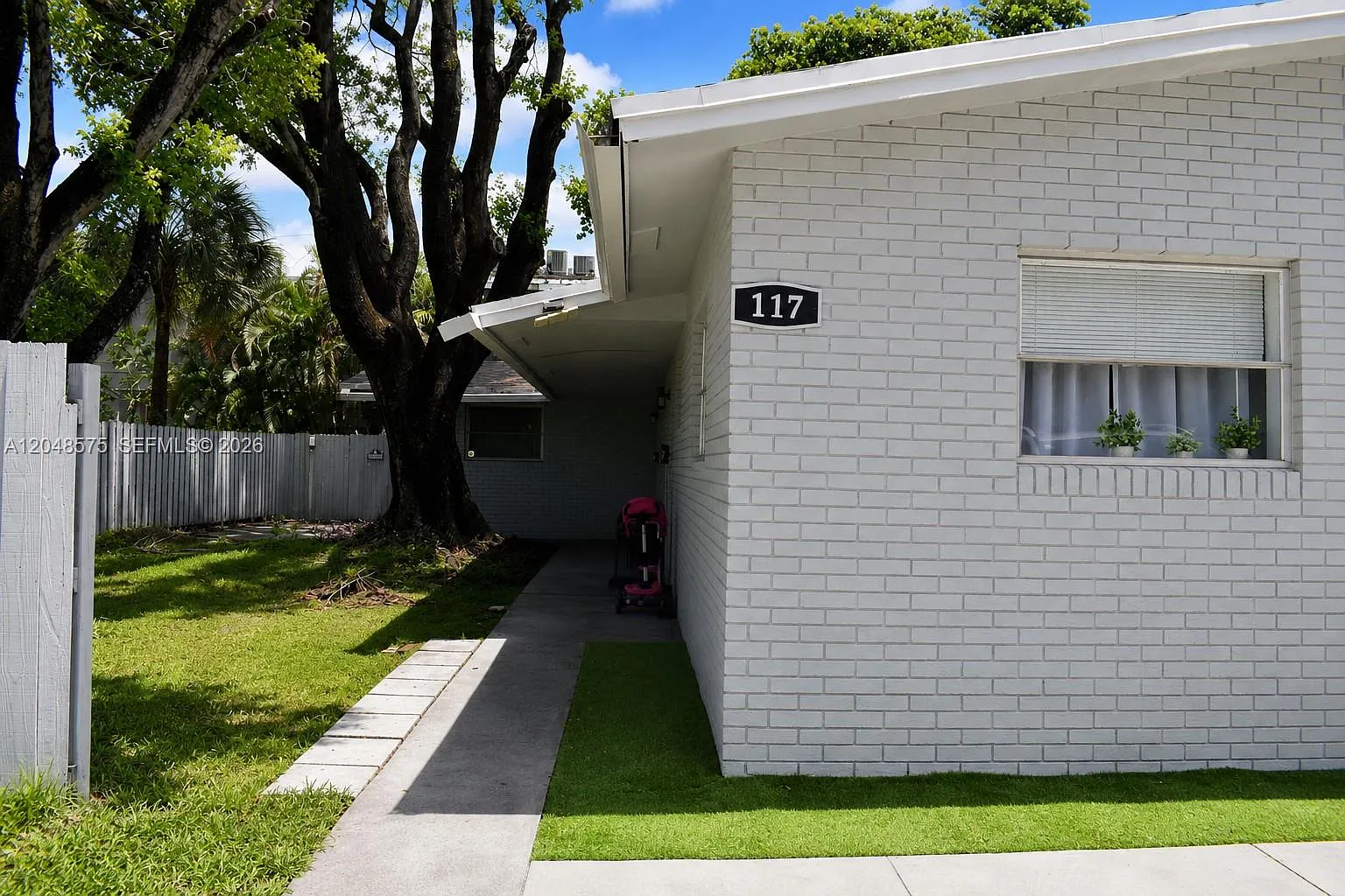 Almar Estates Resub — Photo 2