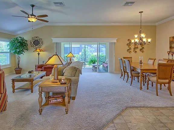 5th image of 3043 Bradshaw Ln