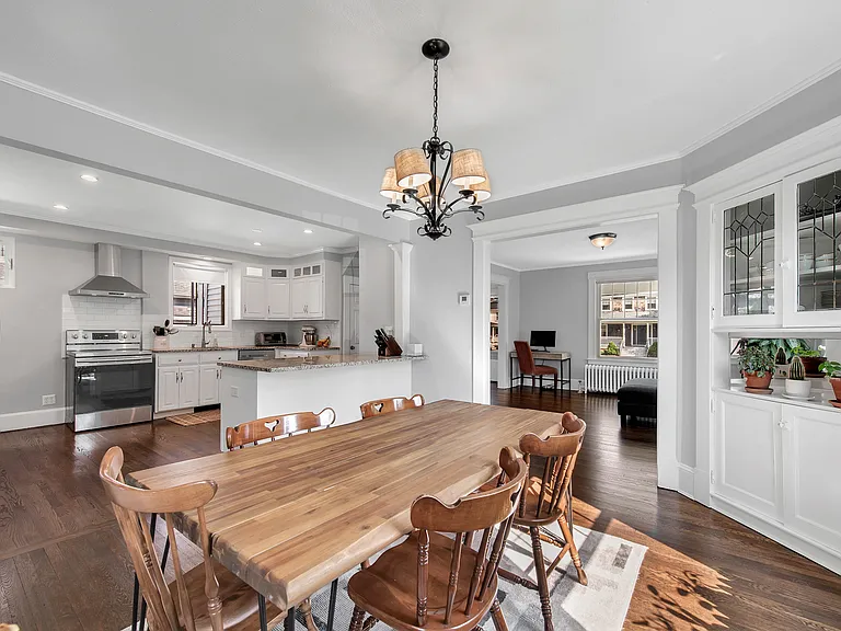 29 Whitman Ave — Photo 14