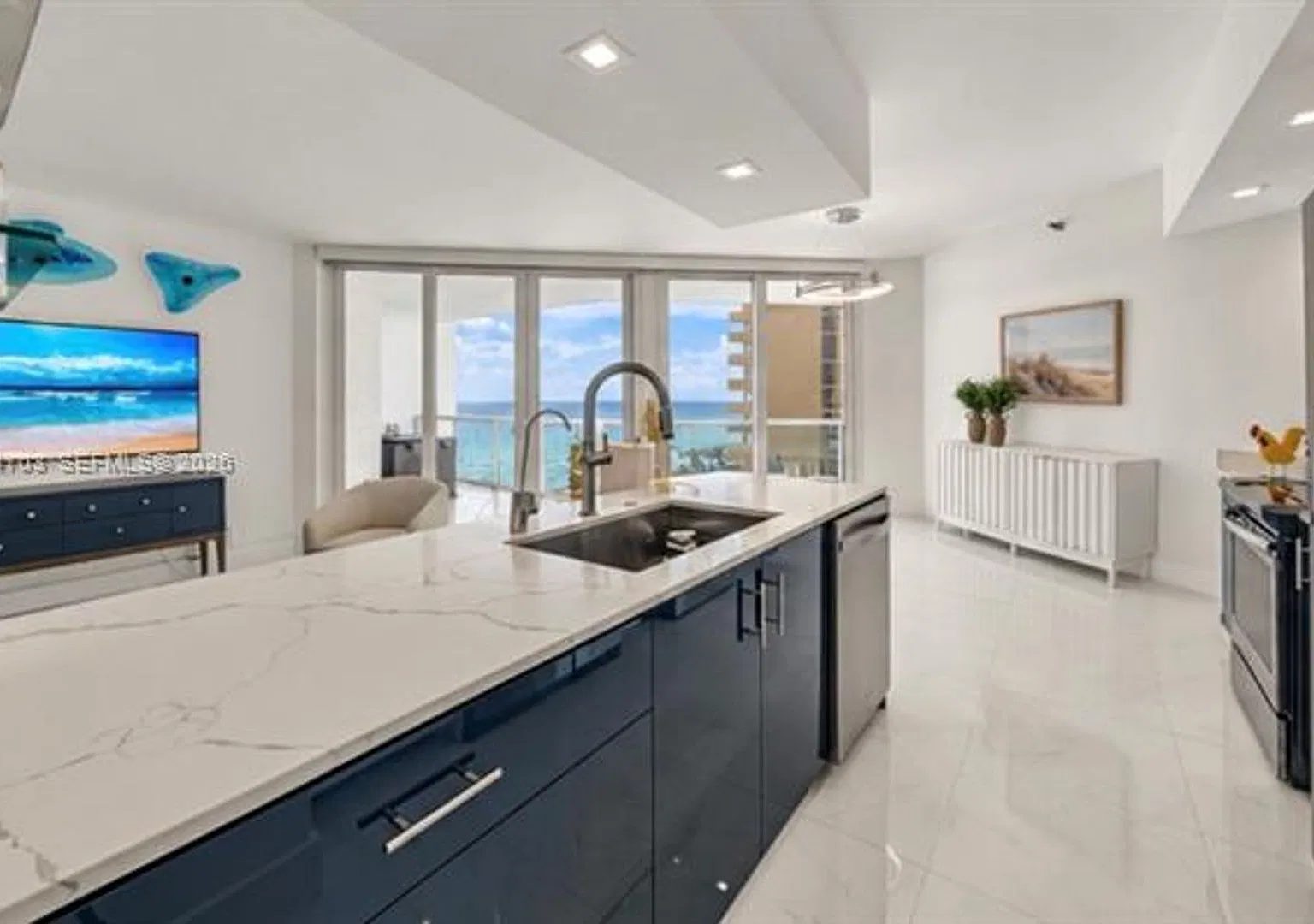 16425 Collins Ave cu-712, Sunny Isles Beach, FL 33160 — Photo 1
