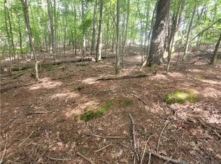 102 Oak Rd, Banner Elk, NC 28604