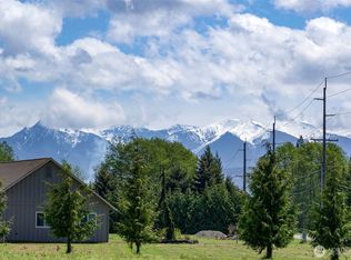 820 Cays Rd, Sequim, WA 98382