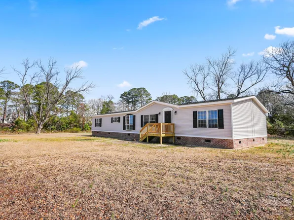 99 Rowland Cemetary Rd, Rowland, NC 28383