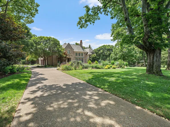 1206 Belle Meade Blvd, Nashville, TN 37205