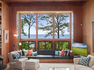 25 Aqua Dr, Southampton, NY 11968