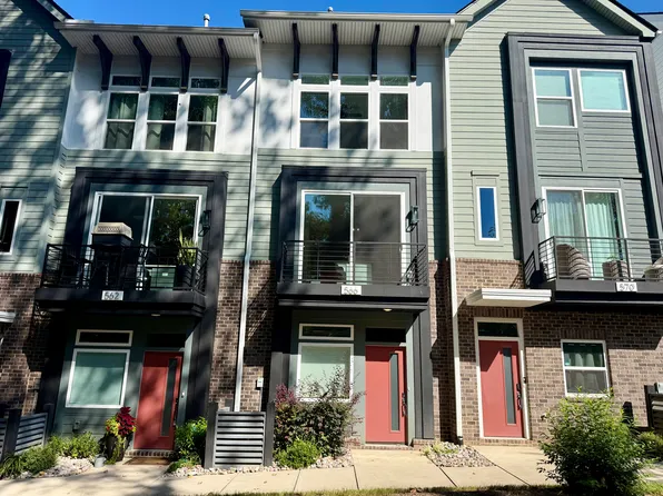 566 W End Dr, Charlotte, NC 28208