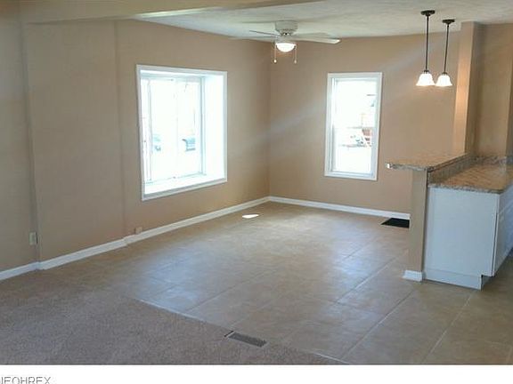 4th image of 3754 Herbert St