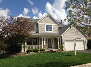 2356 Handley Ln, Aurora, IL 60502