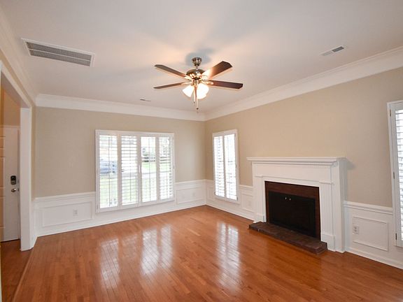 5th image of 6106 Garamond Ct
