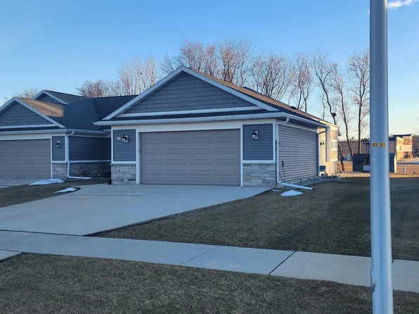 436 Jewel St, Juneau, WI 53039