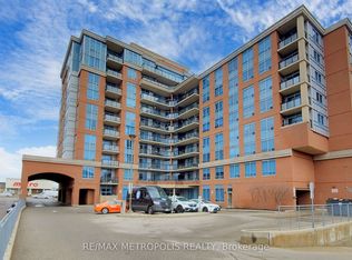 2772 Keele St #403, Toronto, ON M3M 0A3