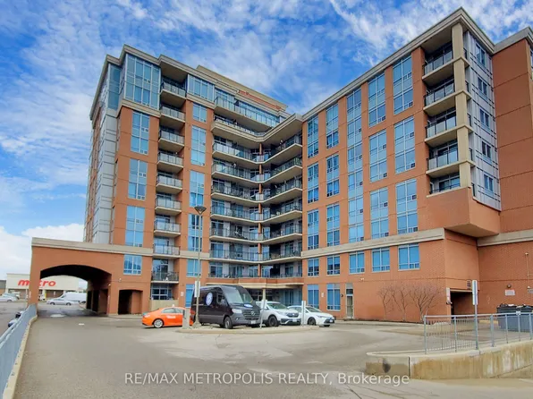 2772 Keele St #403, Toronto, ON M3M 0A3